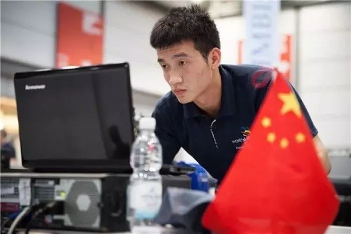 珠海市南方爱迪技工学校