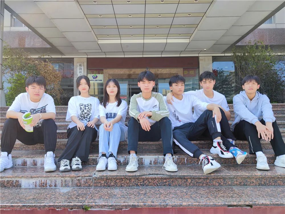 南方爱迪技工学校学子风貌 南方爱迪技工学校学子风貌